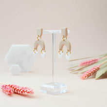 Load image into Gallery viewer, Ada #1 - Continuous Collection - Sandstorm - Drop Earrings